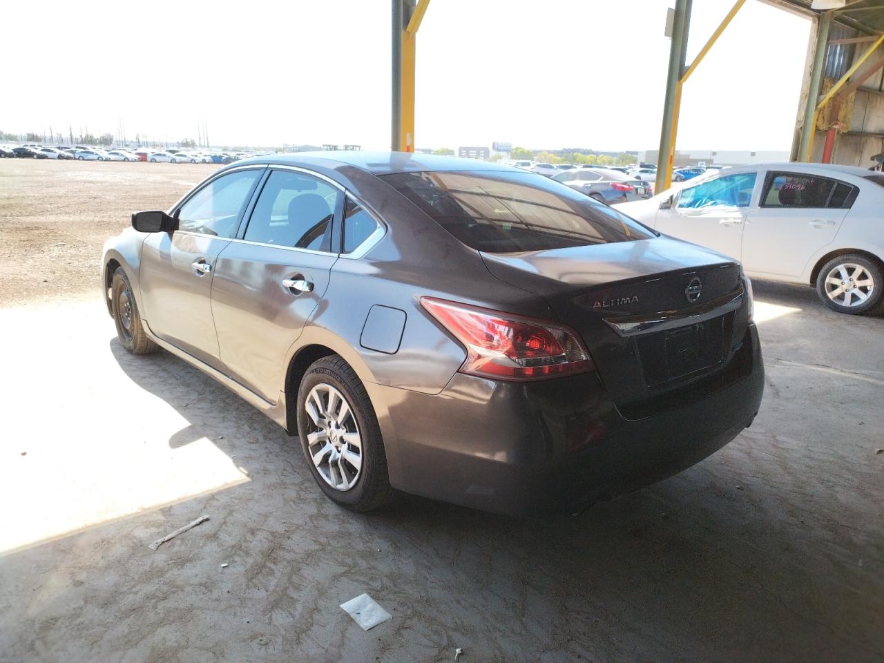 Photo 3 from auction – 2013 NISSAN ALTIMA 2.5 with VIN 1N4AL3AP0DC216563