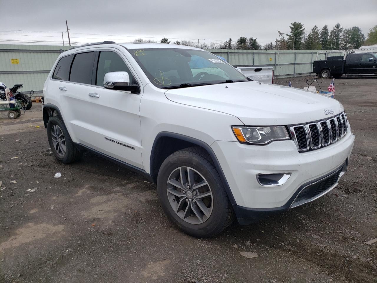 JEEP GRAND CHER 2018 with VIN 1C4RJFBG3JC319149 - Photo from auction