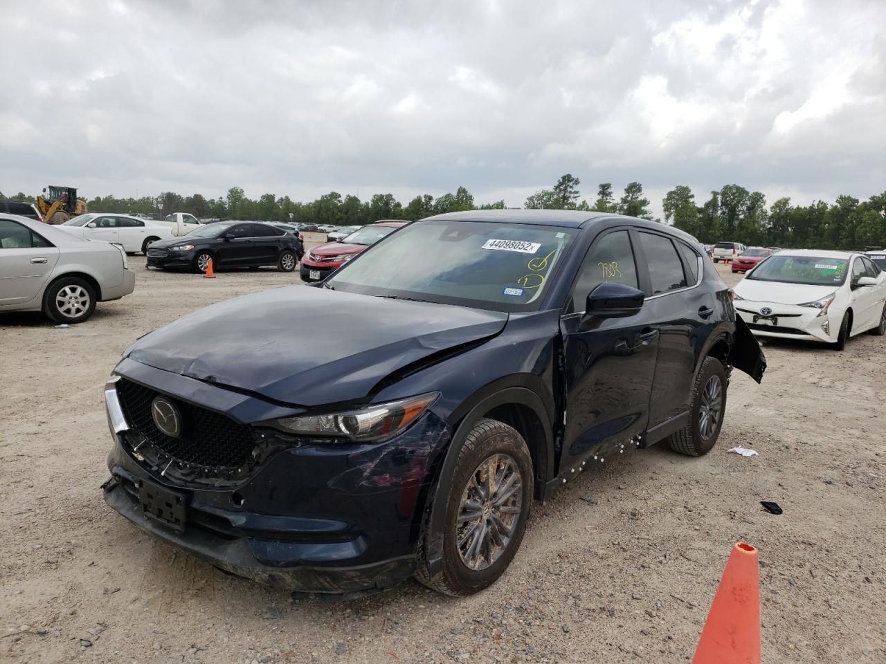 Photo 2 from auction – 2020 MAZDA CX-5 TOURI with VIN JM3KFACM6L0859973