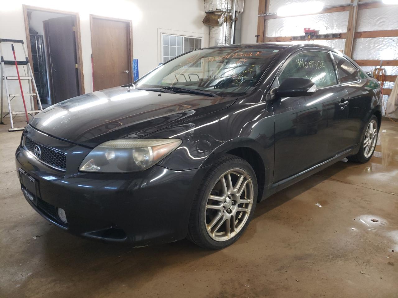 Photo 2 from auction – 2006 TOYOTA SCION TC with VIN JTKDE177960109313