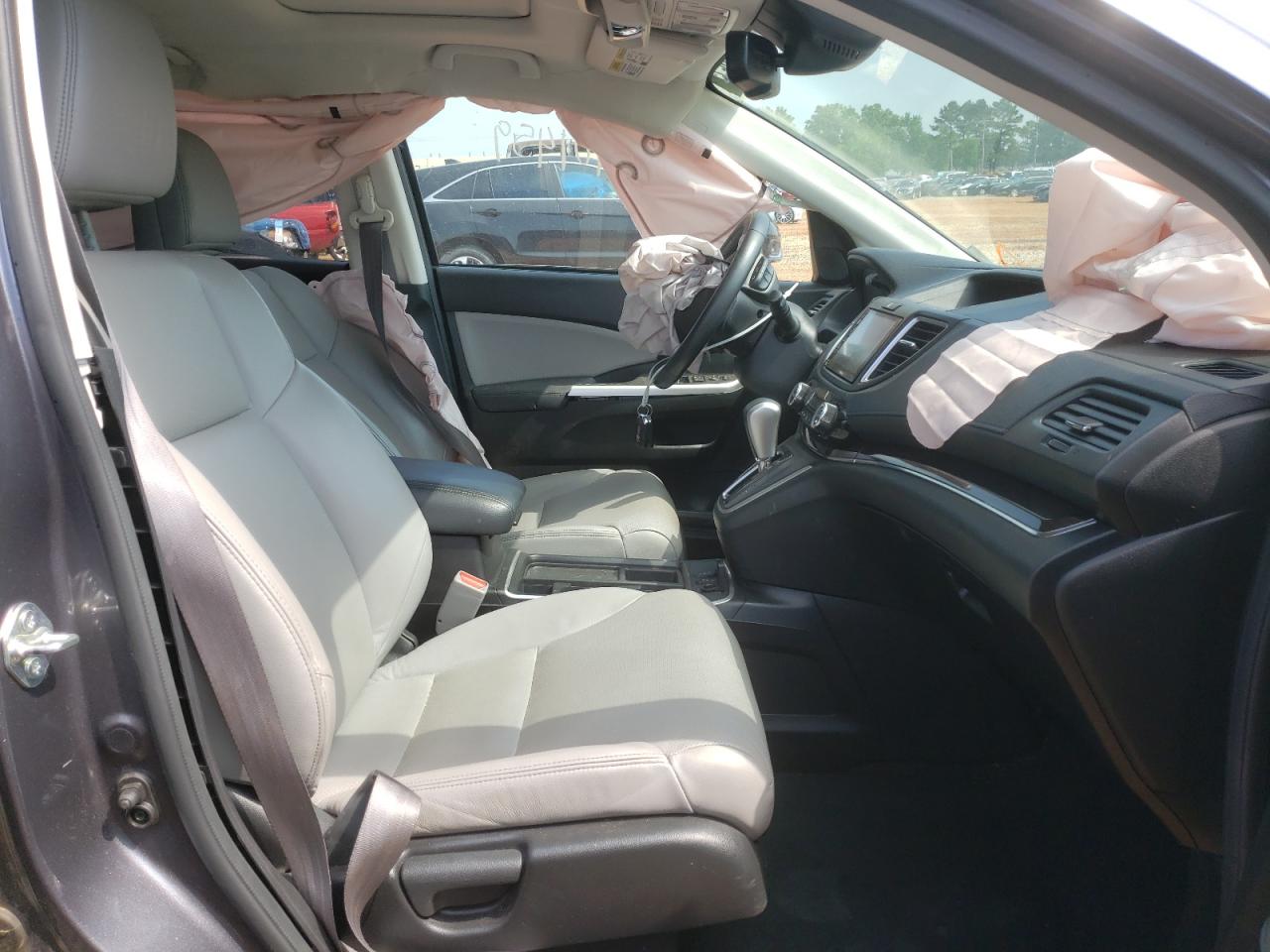 Photo 5 from auction – 2016 HONDA CR-V TOURI with VIN 5J6RM4H92GL044218
