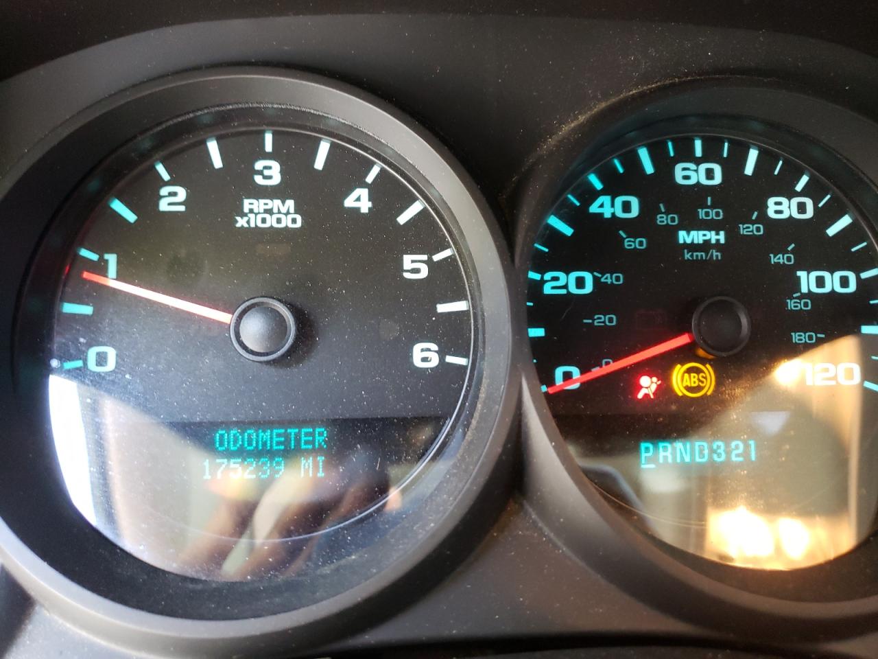 Photo 8 from auction – 2008 GMC SIERRA C15 with VIN 1GTEC14C98Z243529