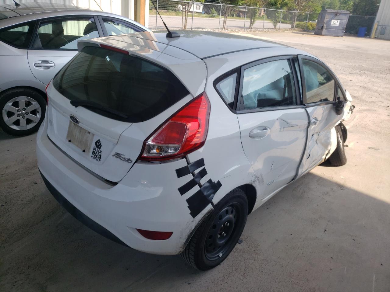 Photo 4 from auction – 2014 FORD FIESTA S with VIN 3FADP4TJ5EM196763