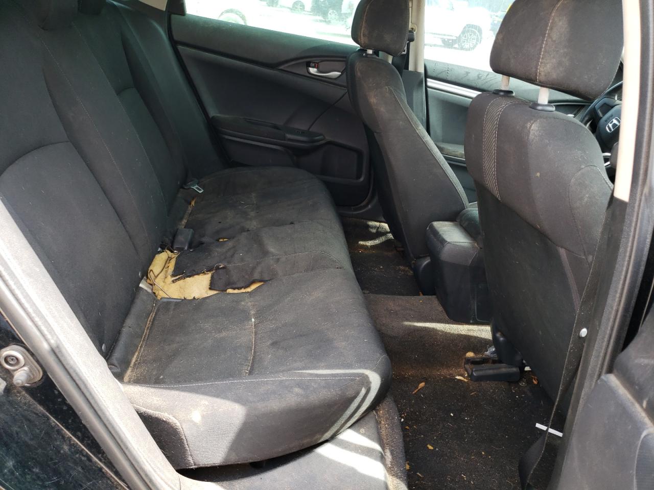 Photo 6 from auction – 2016 HONDA CIVIC LX with VIN 19XFC2E55GE070080