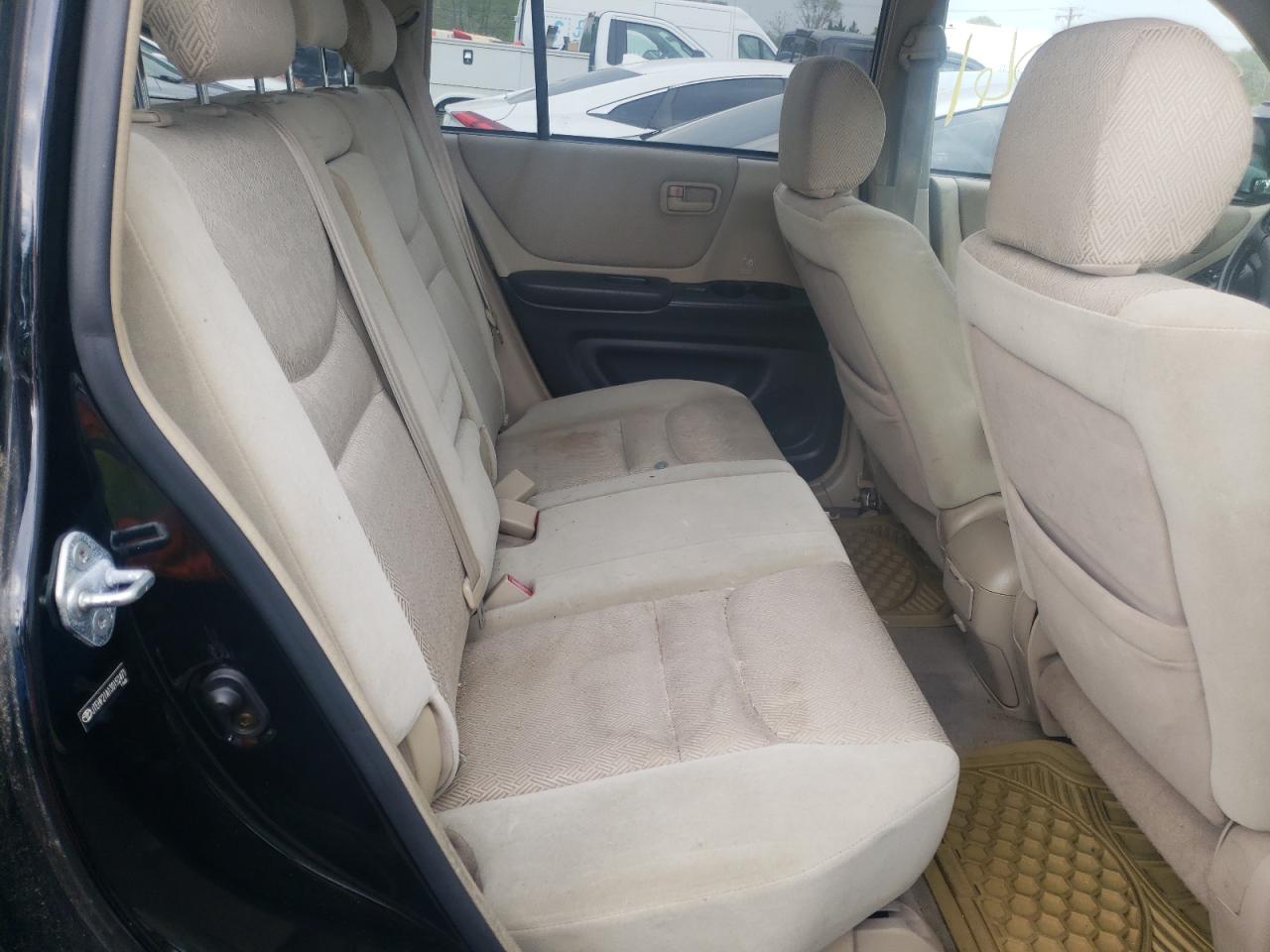 Photo 6 from auction – 2003 TOYOTA HIGHLANDER with VIN JTEHF21A130152471