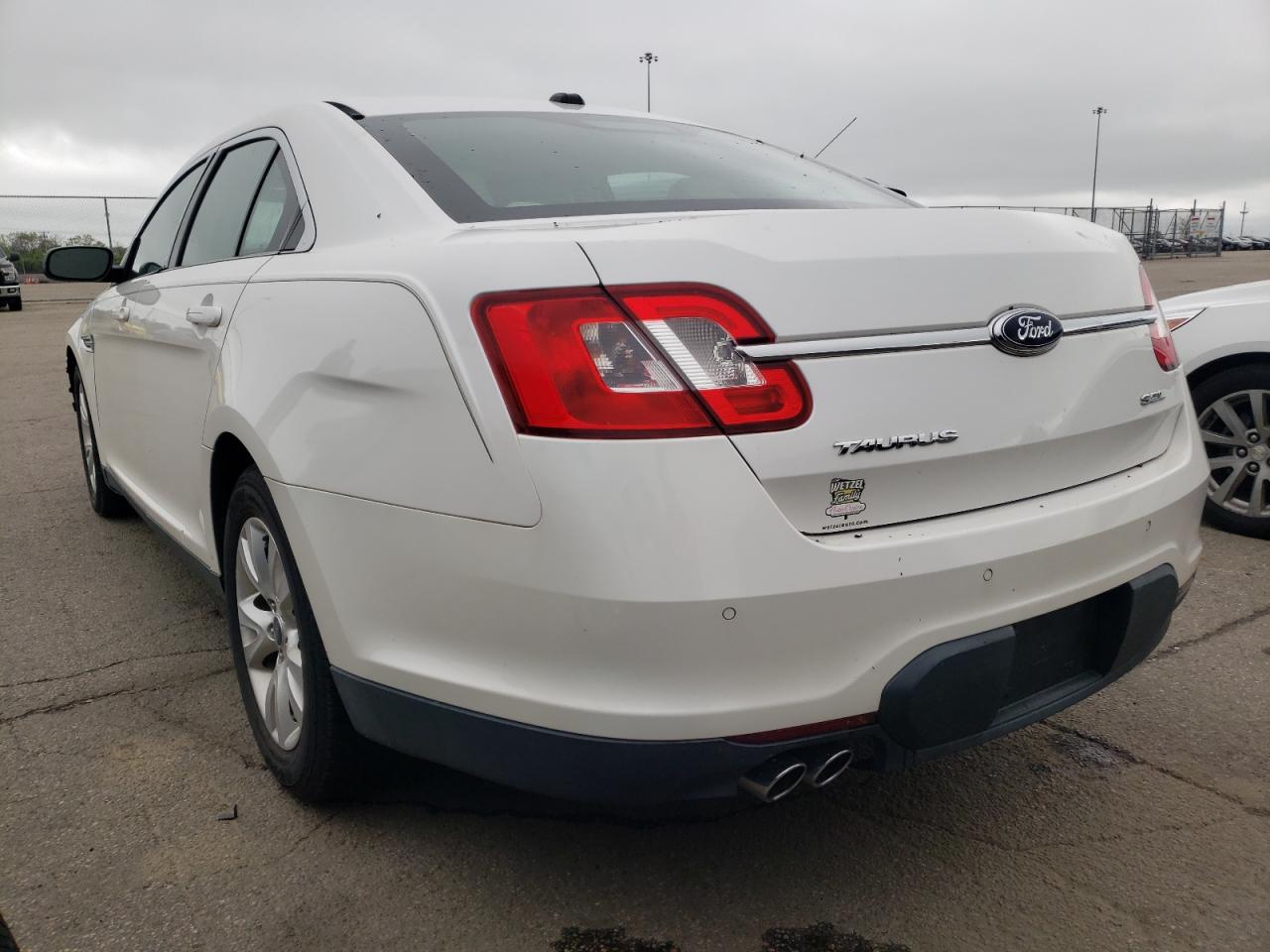 Photo 15 from auction – 2010 FORD TAURUS SEL with VIN 1FAHP2EW5AG123525