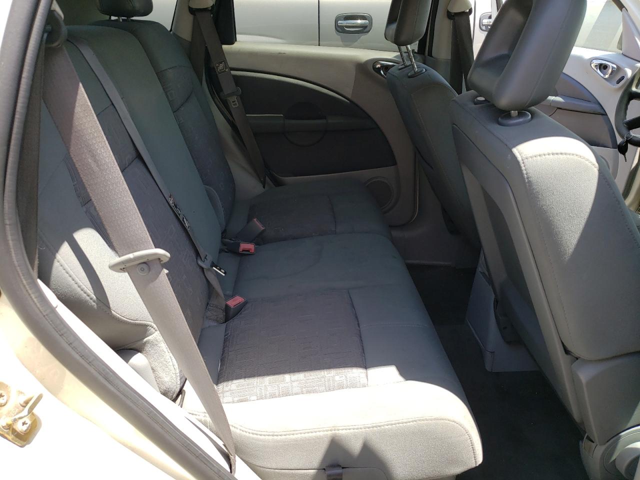 Photo 6 from auction – 2007 CHRYSLER PT CRUISER with VIN 3A4FY58B57T604169