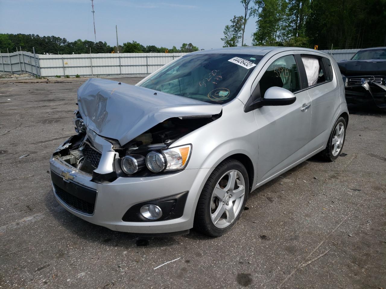 Photo 2 from auction – 2015 CHEVROLET SONIC LTZ with VIN 1G1JE6SB3F4190250