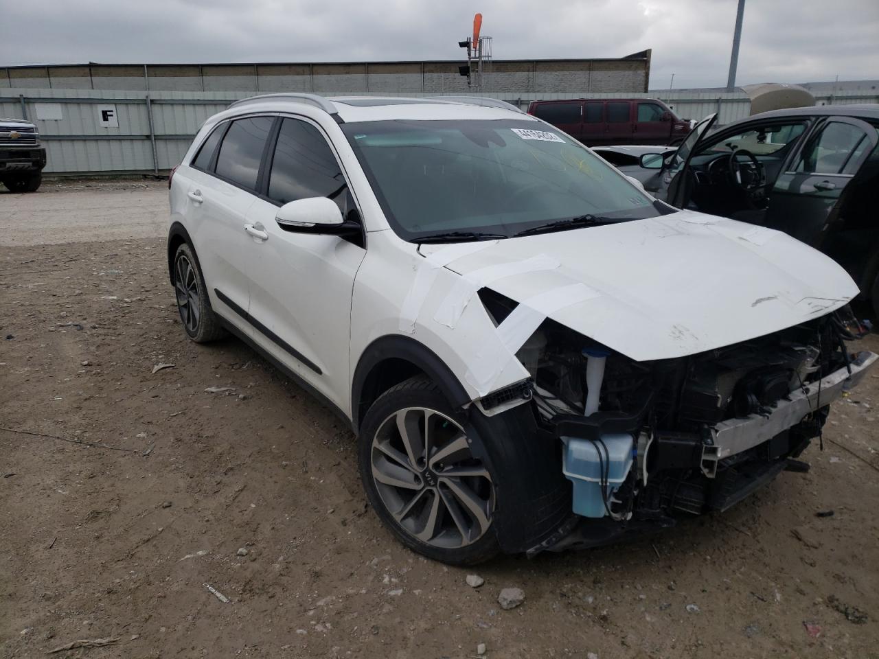 KIA NIRO TOURI 2019 with VIN KNDCE3LC2K5263246 - Photo from auction