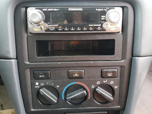 Photo 9 from auction – 2000 TOYOTA CAMRY LE with VIN 4T1BF22K9YU098186