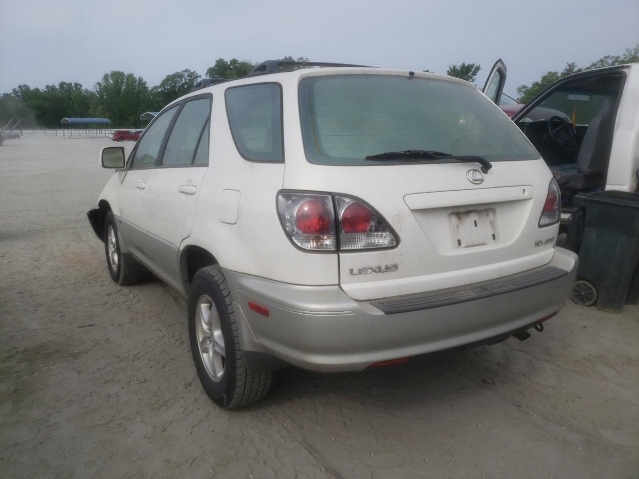 Photo 3 from auction – 2003 LEXUS RX 300 with VIN JTJGF10U930151457