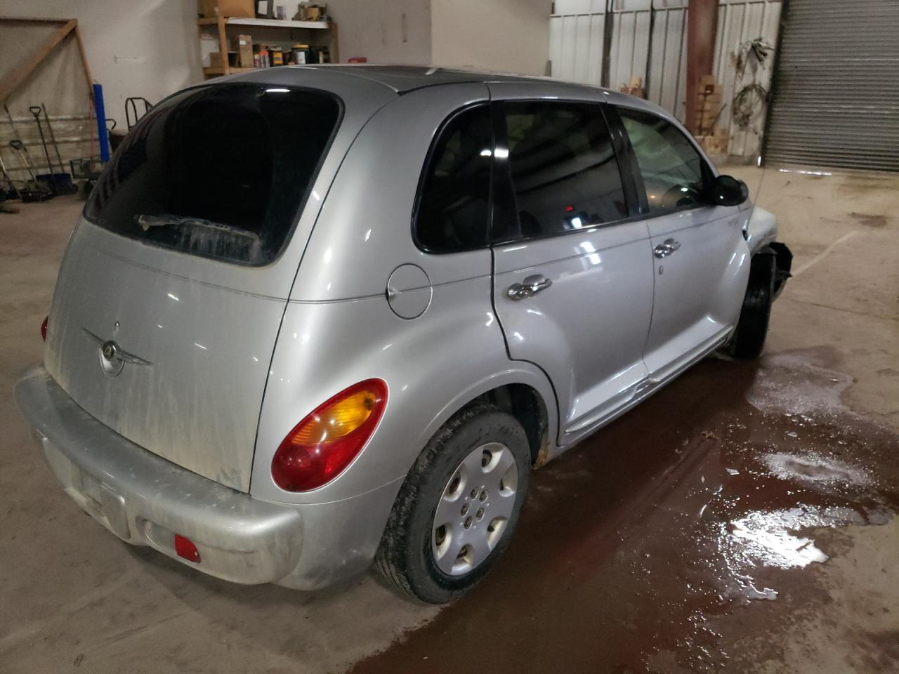 Photo 4 from auction – 2005 CHRYSLER PT CRUISER with VIN 3C4FY58B45T552374
