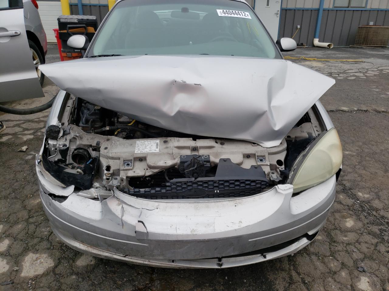 Photo 9 from auction – 2003 FORD TAURUS SES with VIN 1FAFP55U13G126576