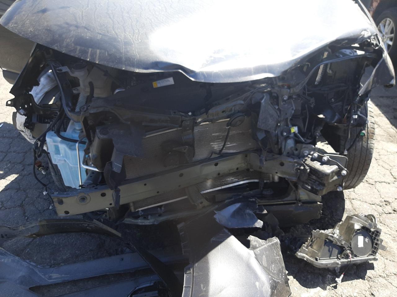 Photo 9 from auction – 2018 TOYOTA RAV4 LE with VIN 2T3ZFREV8JW485760