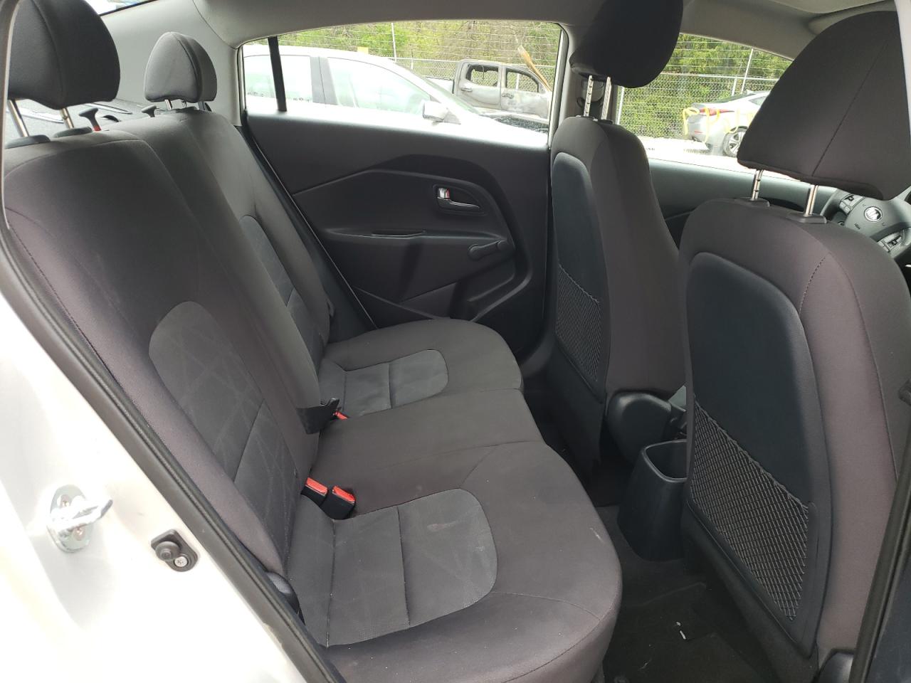 Photo 6 from auction – 2016 KIA RIO LX with VIN KNADM4A38G6659485