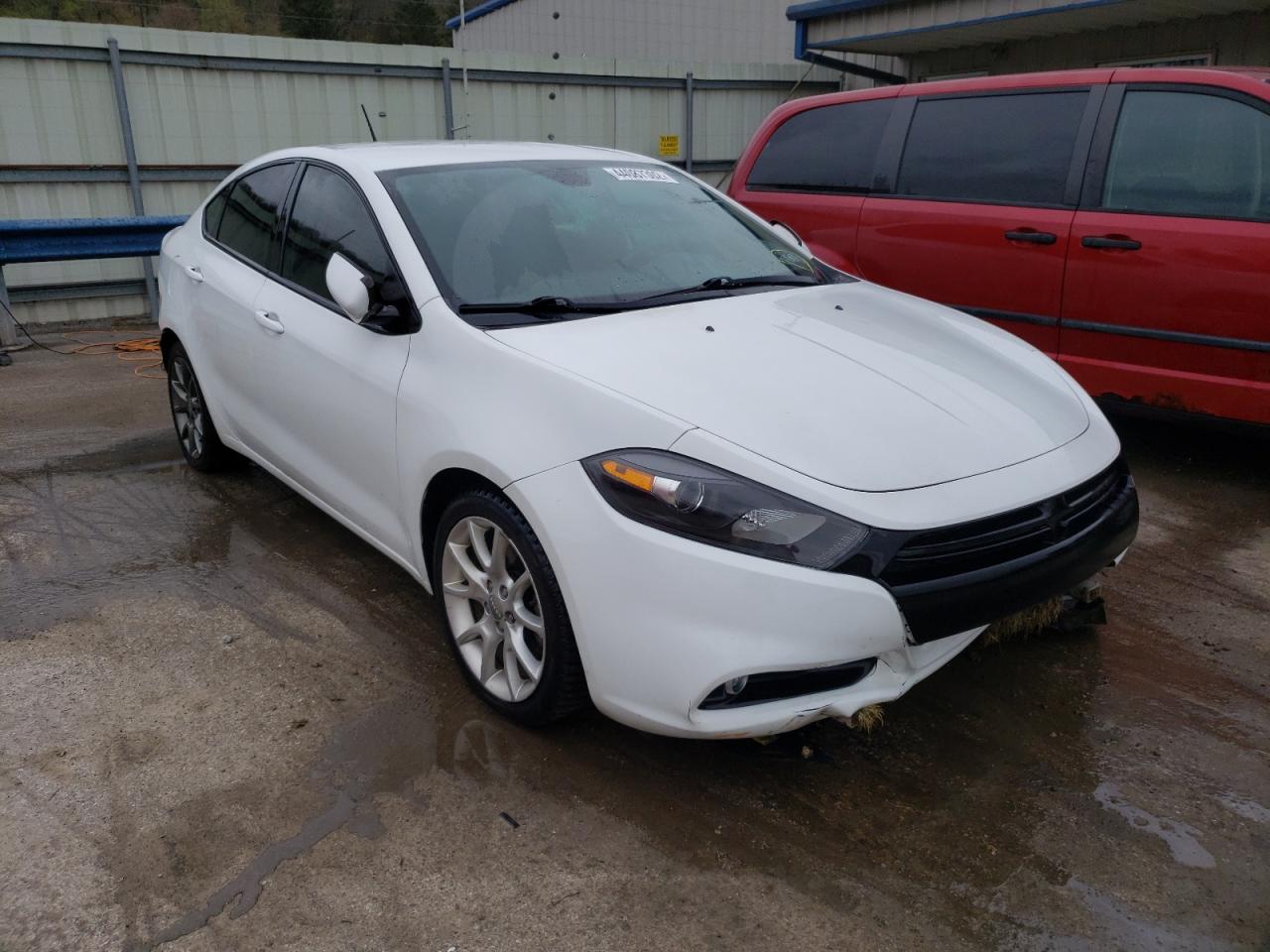 DODGE DART SXT 2015 with VIN 1C3CDFBB2FD173575 - Photo from auction