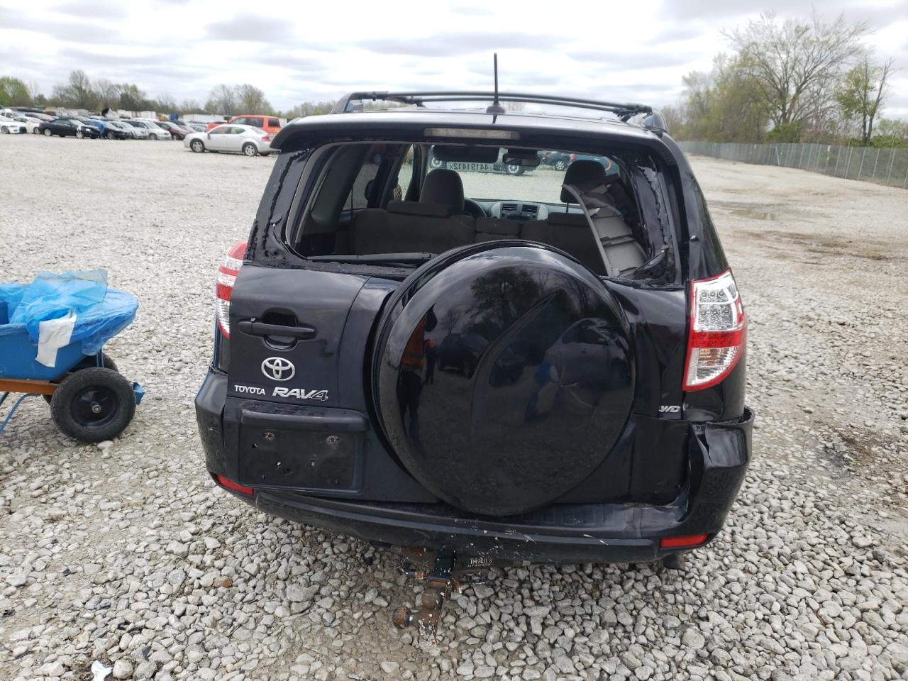 Photo 9 from auction – 2010 TOYOTA RAV4 with VIN JTMBF4DV2AD037887