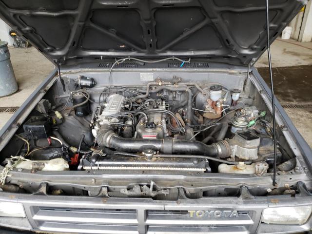 Photo 7 from auction – 1987 TOYOTA 4RUNNER RN with VIN JT4RN62D8H0177032