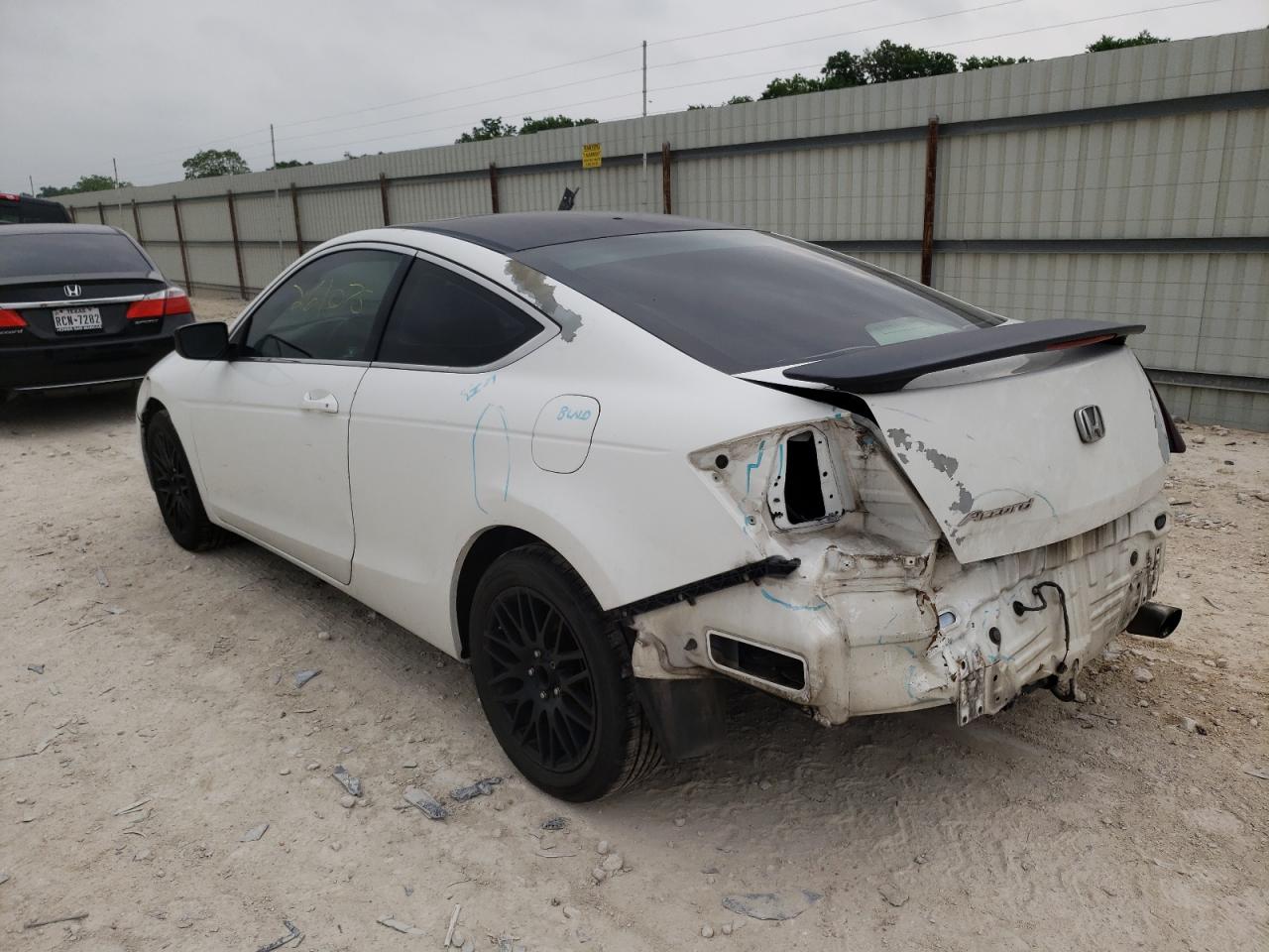 Photo 3 from auction – 2010 HONDA ACCORD EXL with VIN 1HGCS1B84AA020751