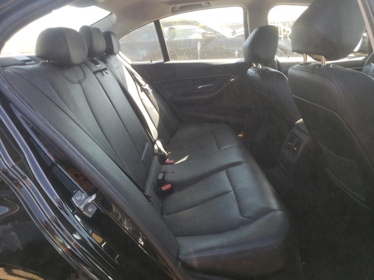 Photo 6 from auction – 2013 BMW 328 I SULE with VIN WBA3C1G50DNR44172