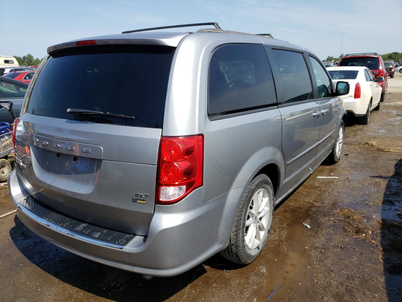 Photo 4 from auction – 2015 DODGE GRAND CARA with VIN 2C4RDGCG9FR548946