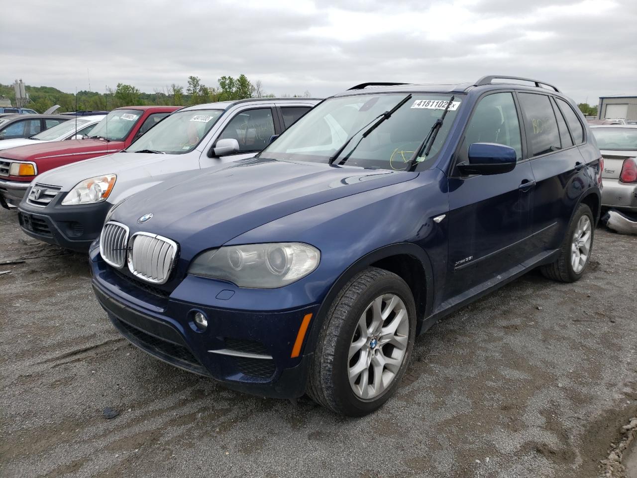 Photo 2 from auction – 2011 BMW X5 XDRIVE3 with VIN 5UXZV4C5XBL410179