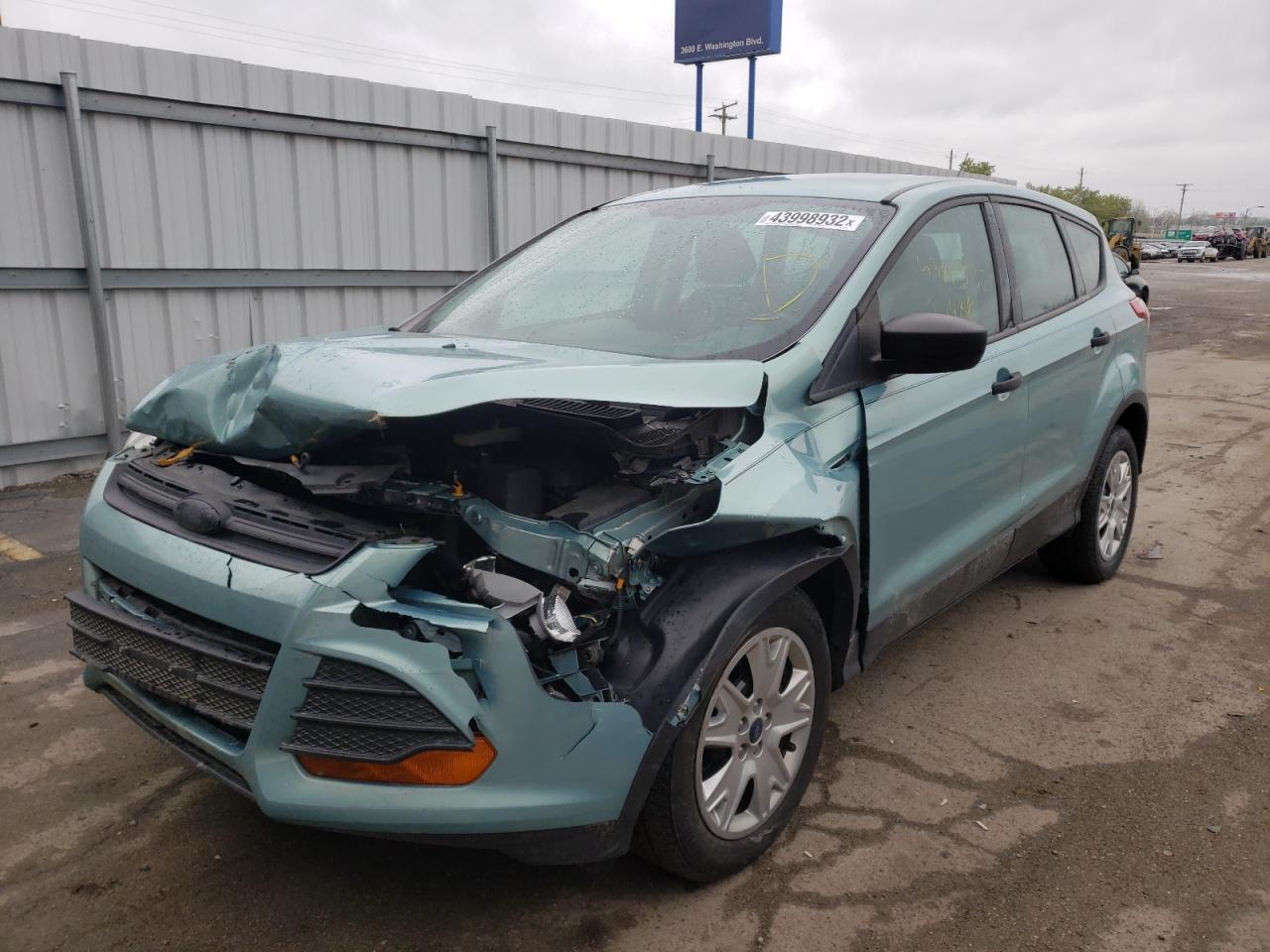 Фото 2 с аукциона – 2013 FORD ESCAPE S с VIN 1FMCU0F71DUB53700