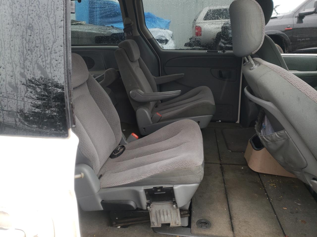 Photo 6 from auction – 2007 DODGE GRAND CARA with VIN 2D4GP44LX7R204572