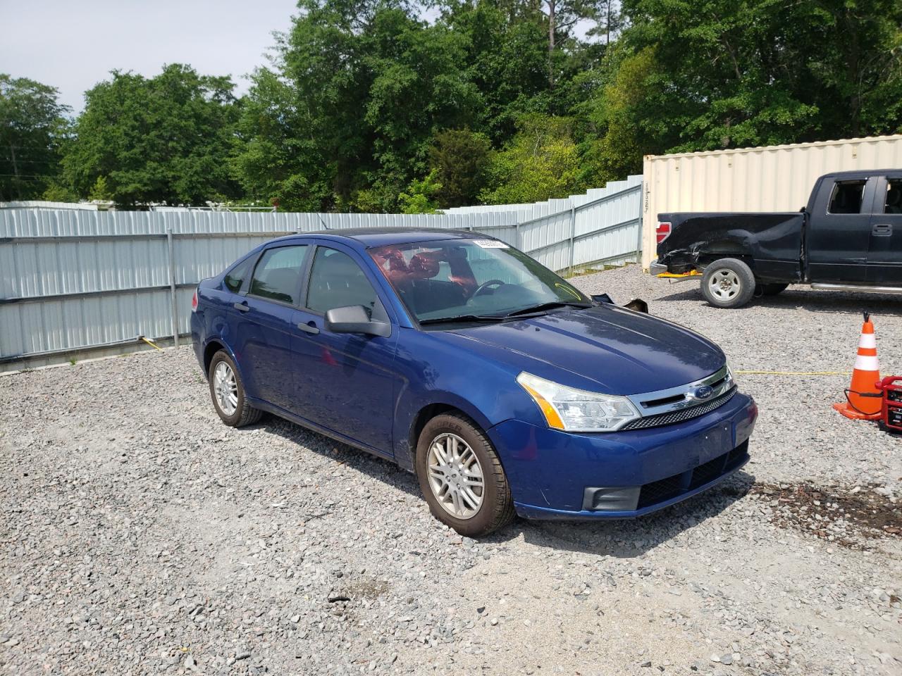 FORD FOCUS SE 2009 with VIN 1FAHP35N99W245853 - Photo from auction