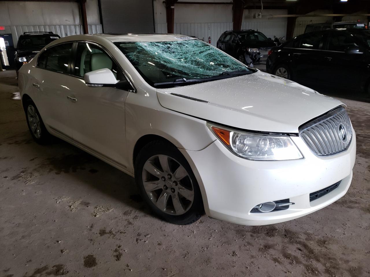 BUICK LACROSSE 2012 مع رقم تعريف المركبة 1G4GC5E3XCF369807 - صورة من المزاد
