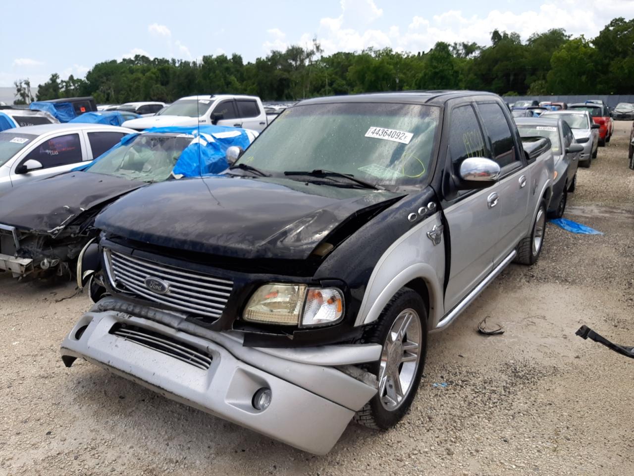 Photo 2 from auction – 2003 FORD F150 SUPER with VIN 1FTRW07363KD70805