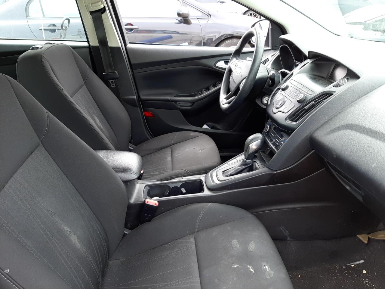 Photo 5 from auction – 2018 FORD FOCUS SE with VIN 1FADP3FE9JL208045