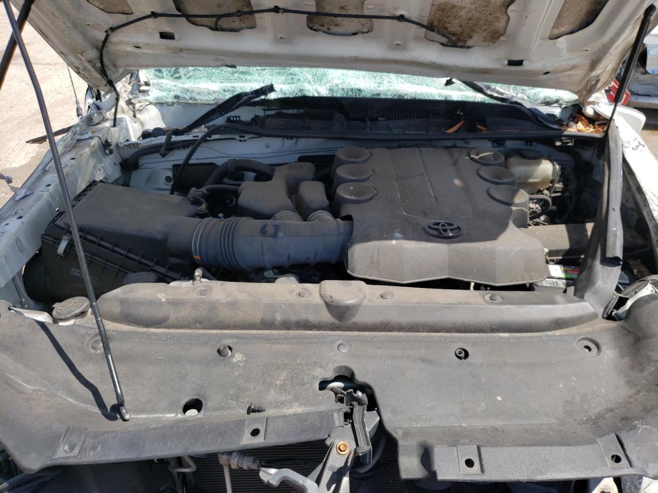 Photo 7 from auction – 2011 TOYOTA 4RUNNER SR with VIN JTEZU5JR5B5023054