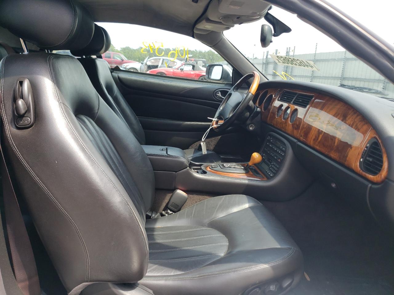 Photo 5 from auction – 2001 JAGUAR XK8 with VIN SAJDA42C11NA22725