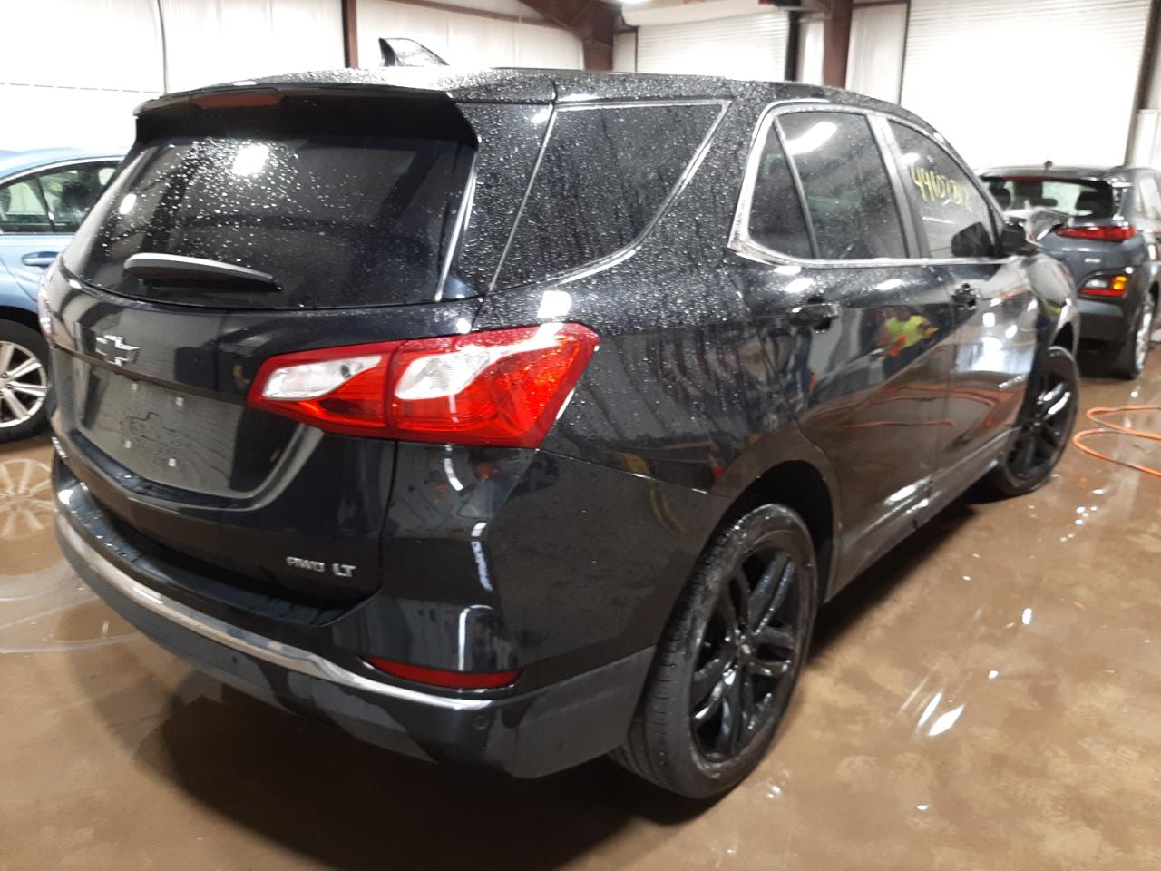 Photo 4 from auction – 2021 CHEVROLET EQUINOX LT with VIN 3GNAXUEVXML396949
