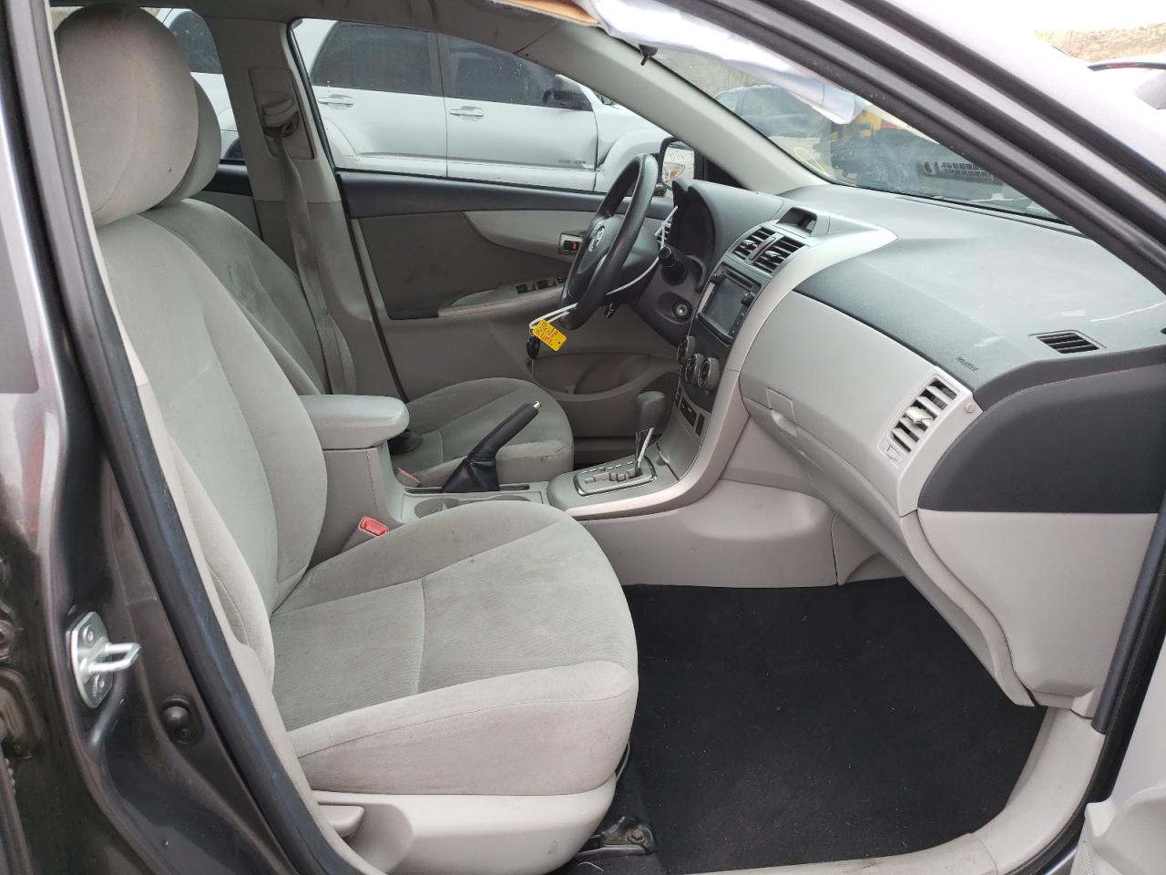 Photo 5 from auction – 2013 TOYOTA COROLLA BA with VIN 5YFBU4EE2DP077571