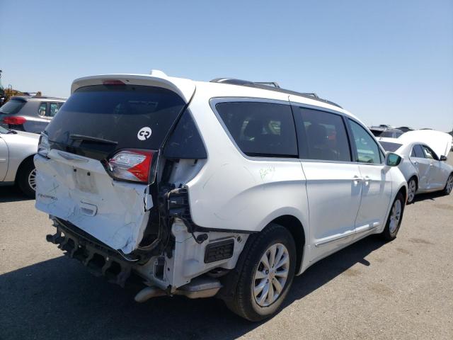 Photo 4 from auction – 2017 CHRYSLER PACIFICA T with VIN 2C4RC1BG3HR591179