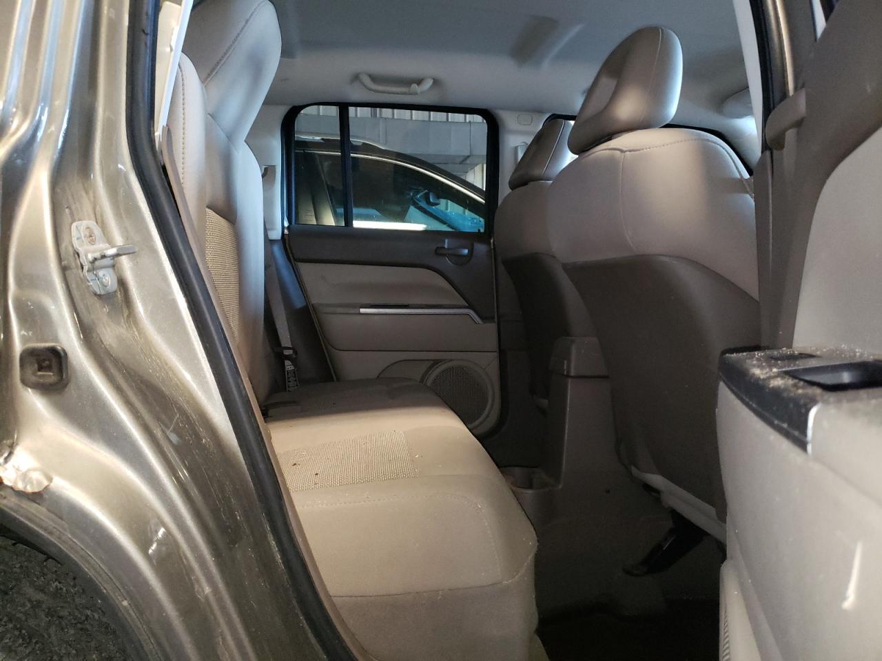 Photo 6 from auction – 2007 JEEP PATRIOT SP with VIN 1J8FT28007D367803