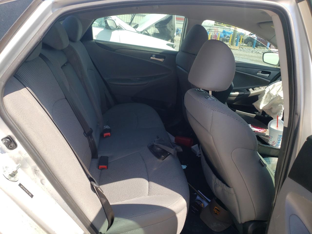Photo 17 from auction – 2014 HYUNDAI SONATA GLS with VIN 5NPEB4AC8EH871089