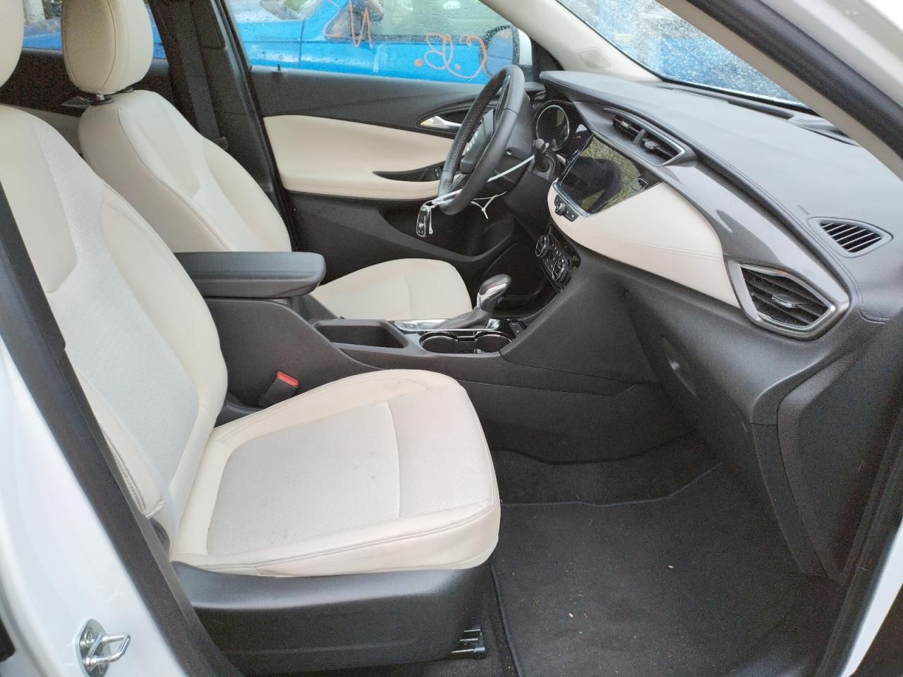Photo 5 from auction – 2021 BUICK ENCORE GX with VIN KL4MMDSL7MB152978