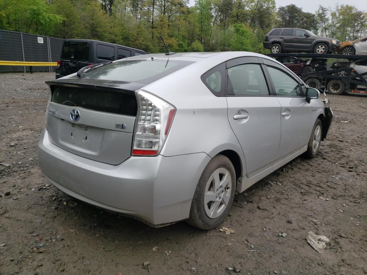Photo 14 from auction – 2011 TOYOTA PRIUS with VIN JTDKN3DU5B5270534