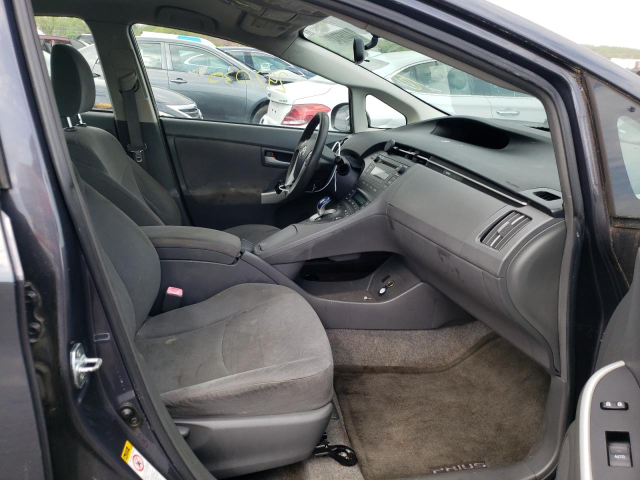 Photo 5 from auction – 2010 TOYOTA PRIUS with VIN JTDKN3DU7A0072694
