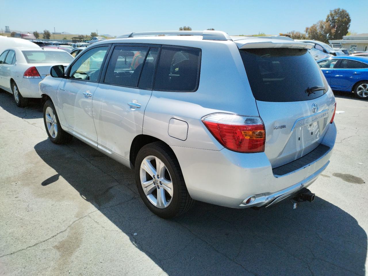 Photo 3 from auction – 2008 TOYOTA HIGHLANDER with VIN JTEDS42A982054868