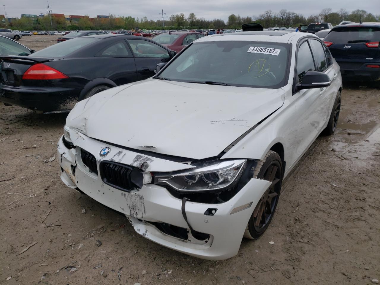 Photo 2 from auction – 2015 BMW 328 XI with VIN WBA3B3C57FF546958