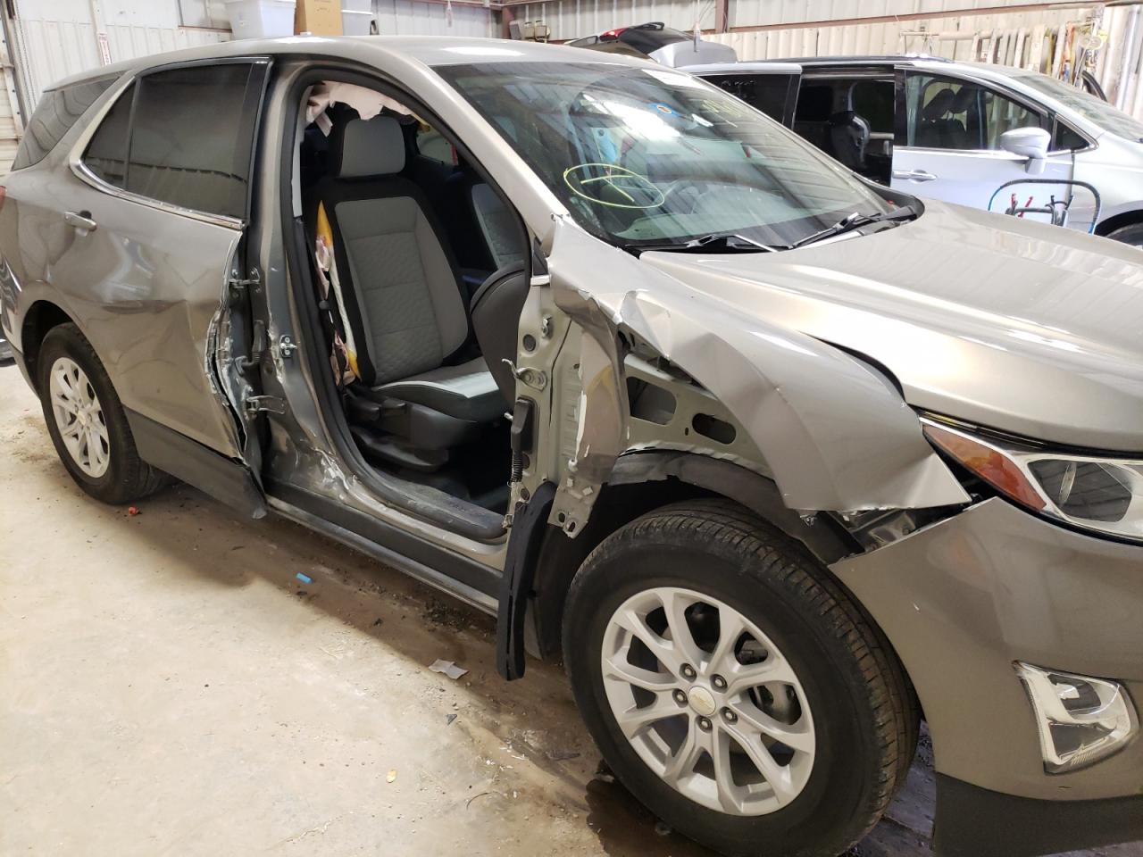 Photo 9 from auction – 2018 CHEVROLET EQUINOX LT with VIN 3GNAXJEV7JL106466
