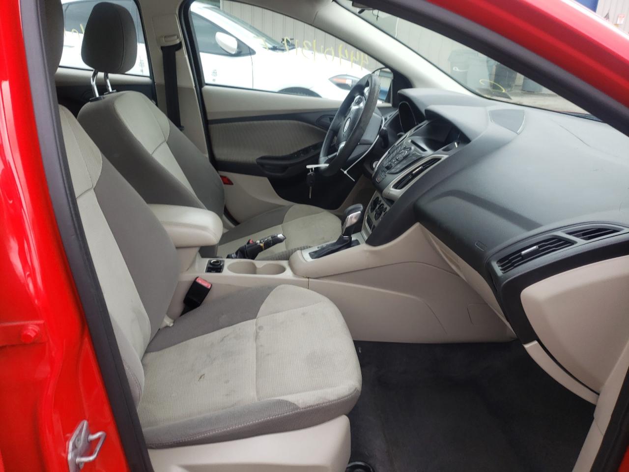 Photo 5 from auction – 2012 FORD FOCUS SE with VIN 1FAHP3F26CL184703