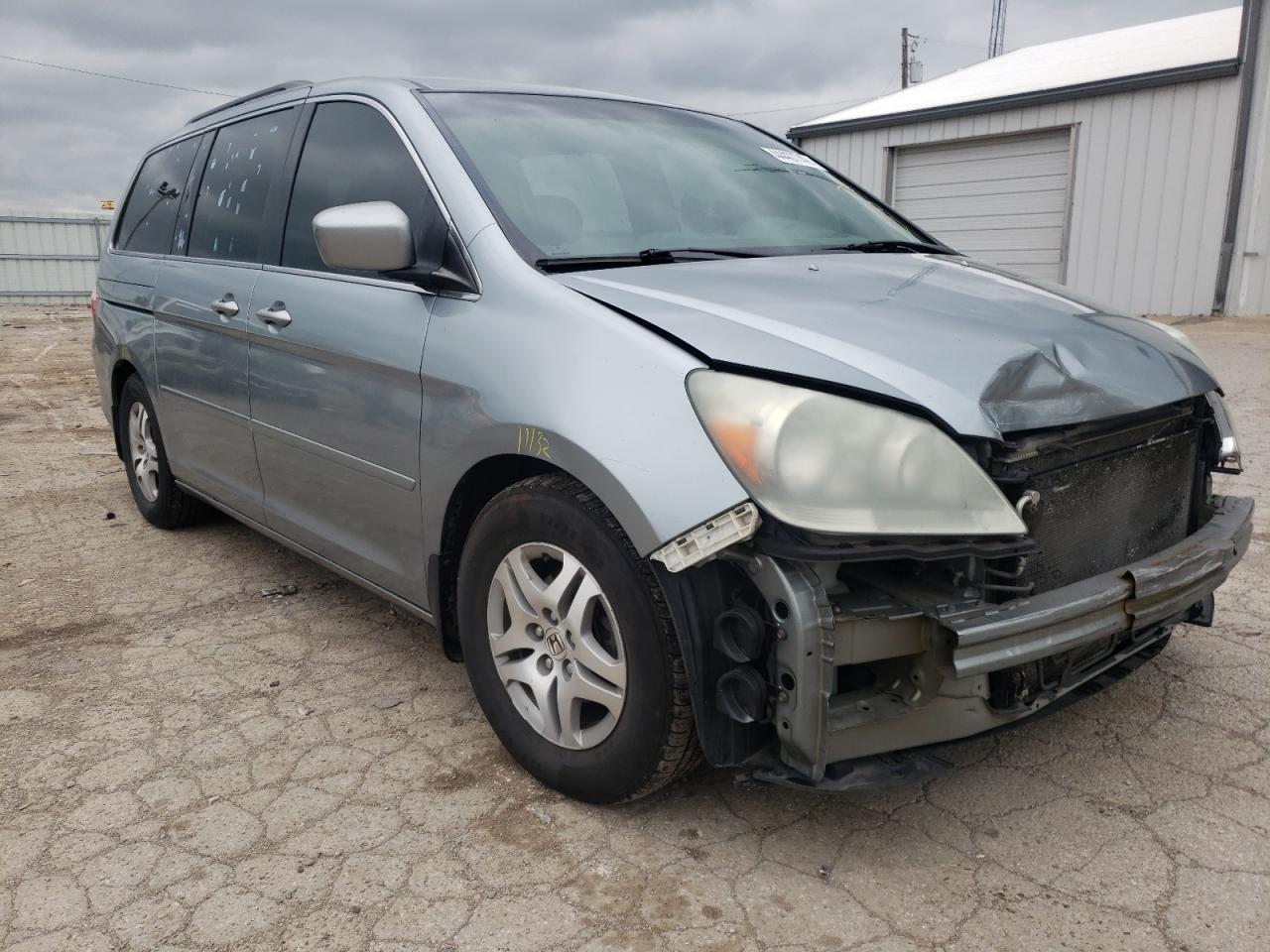 HONDA ODYSSEY EX 2005 with VIN 5FNRL38475B069588 - Photo from auction