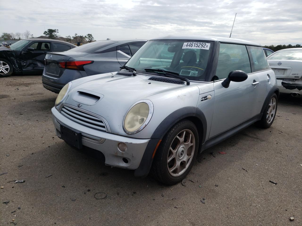 Photo 2 from auction – 2002 MINI COOPER S with VIN WMWRE33452TD57264