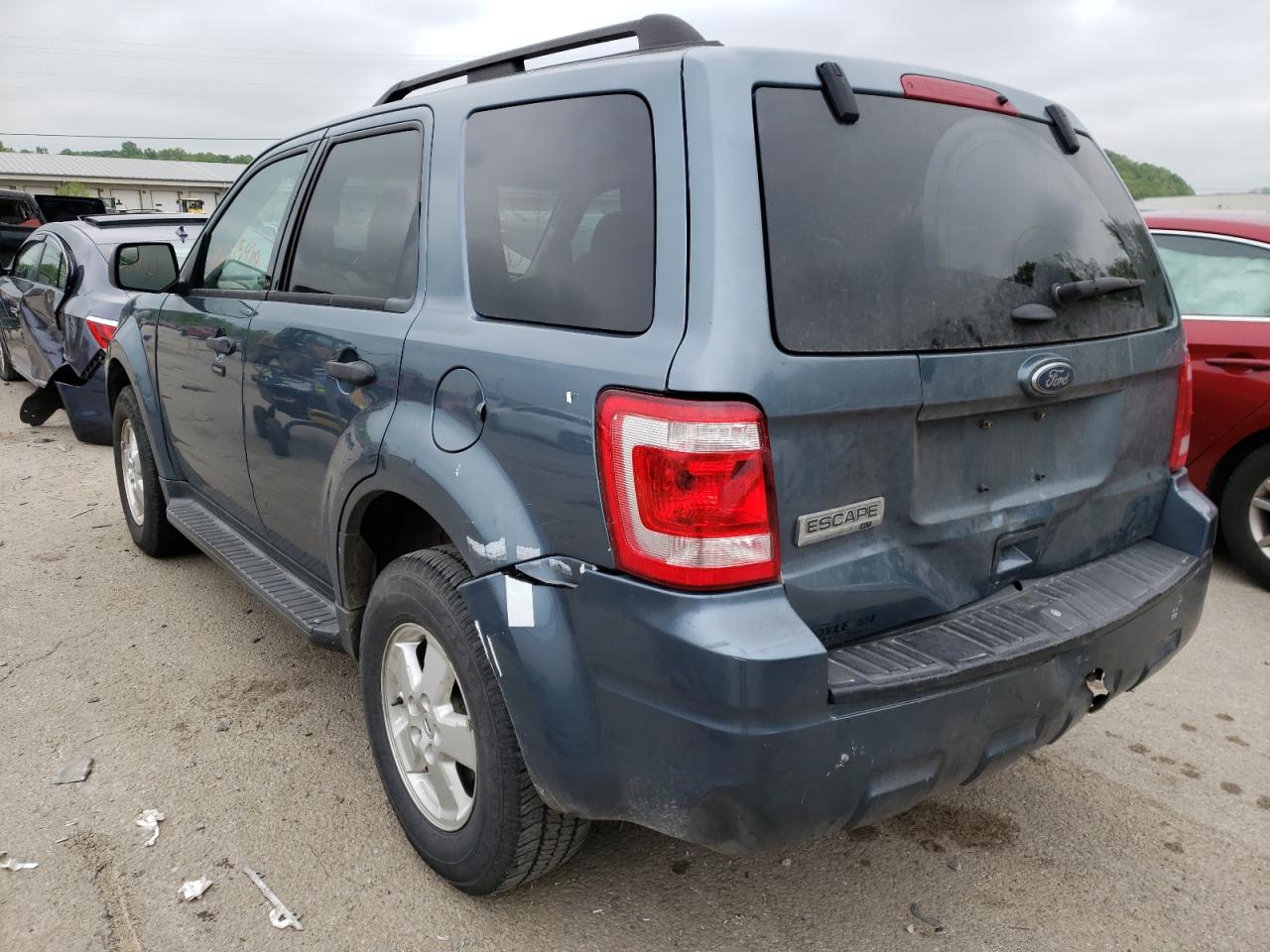 Photo 3 from auction – 2011 FORD ESCAPE XLT with VIN 1FMCU0D78BKA93541