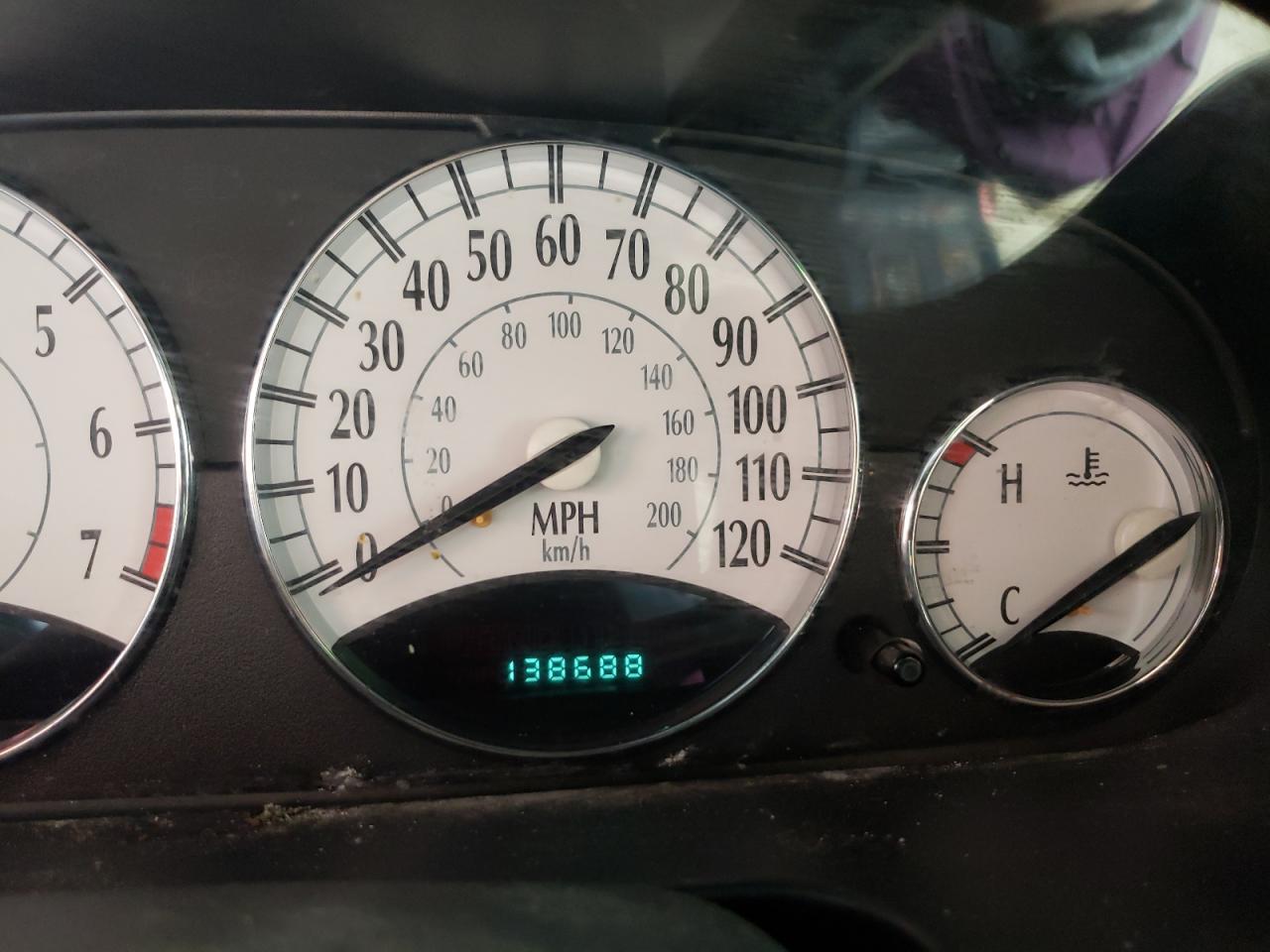 Photo 8 from auction – 2002 CHRYSLER SEBRING LI with VIN 1C3EL65R32N255842